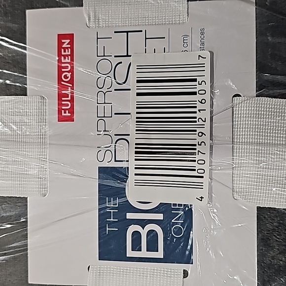 NWT Full/Queen Blanket - Picture 5 of 8